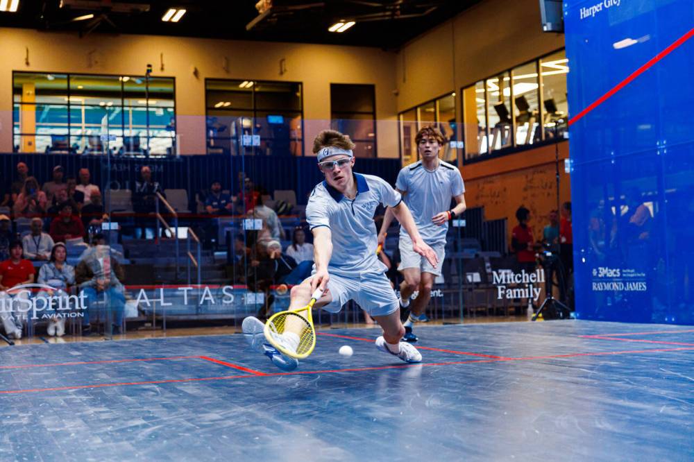 SQUASH CANADA PHOTO
Winnipegger Ivo Thiessen (right) plays against Akifumi Murakami during the Canadian Junior Championships back in the spring. With squash to debut at the 2028 Los Angeles Games, Thiessen has his sights set on a 2032 Olympic push.