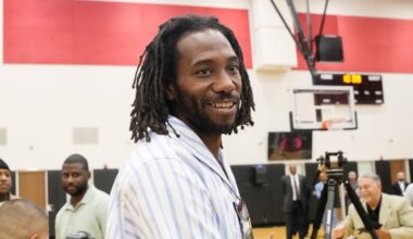 Kawhi Leonard: legal expert weighs in on Raptors trade hold