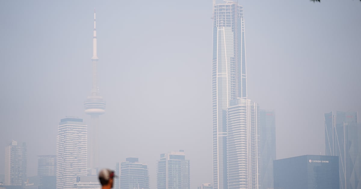 Smoke in Toronto: Poor air quality on Thursday due to Ontario wildfires
