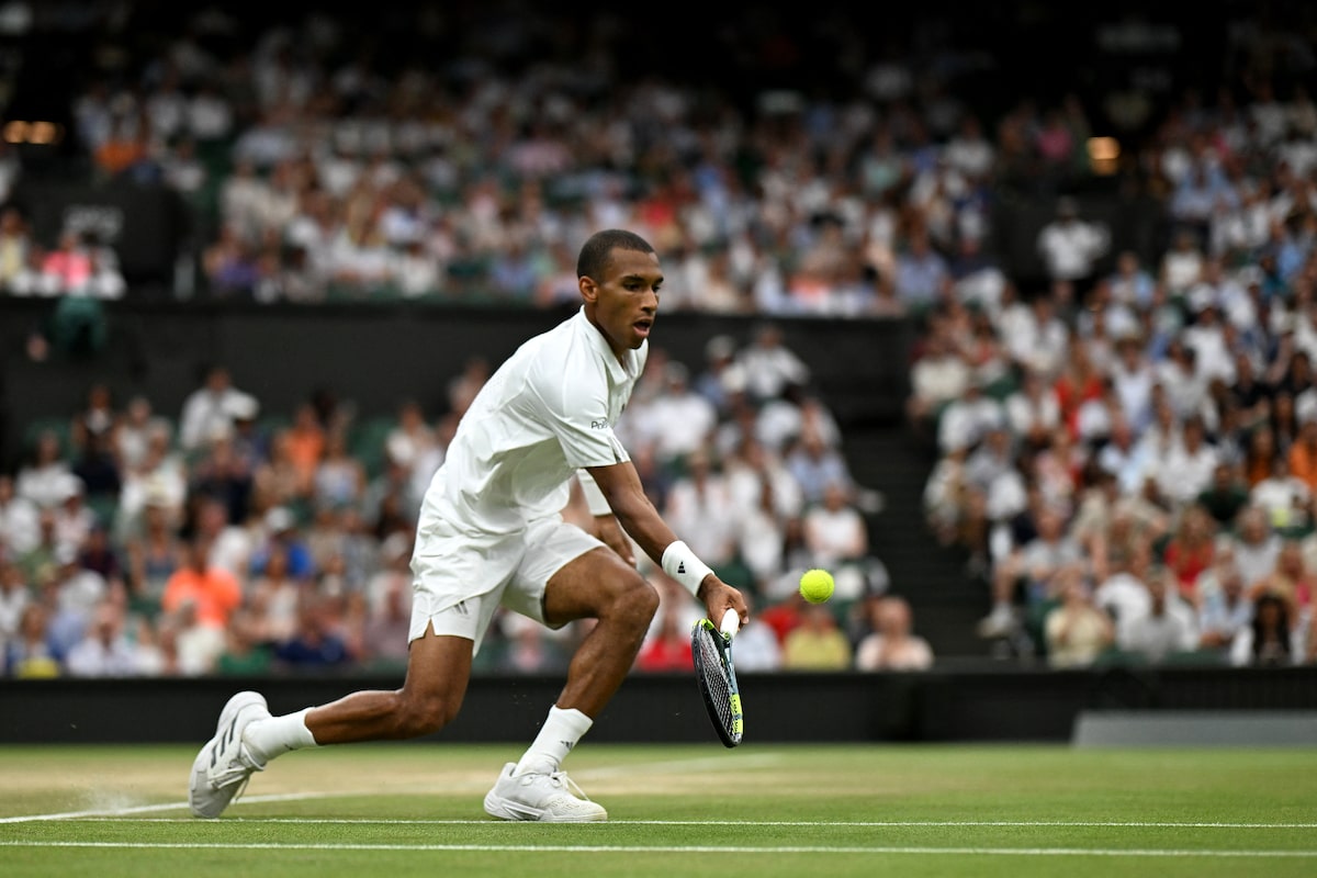 Félix Auger-Aliassime fires long-time coach after losing epic Wimbledon quarter-final
