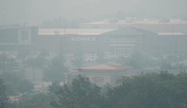 Mets-Phillies start time moved, MLS game between Vancouver-Chicago ppd. due to wildfire smoke