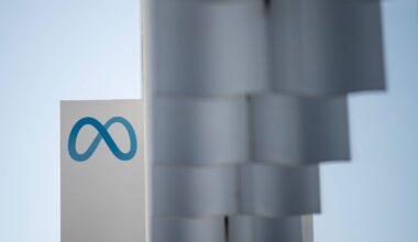 Meta to build first data center in Canada in expansion of global fleet