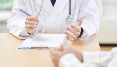 15% of doctors put in over 960 hours of overtime, health ministry survey finds