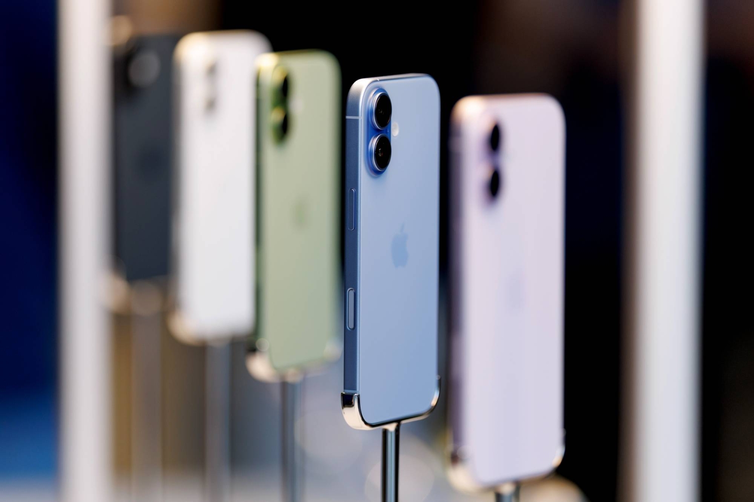 Apple raises iPhone 17 price by 10% in Japan as yen stays weak