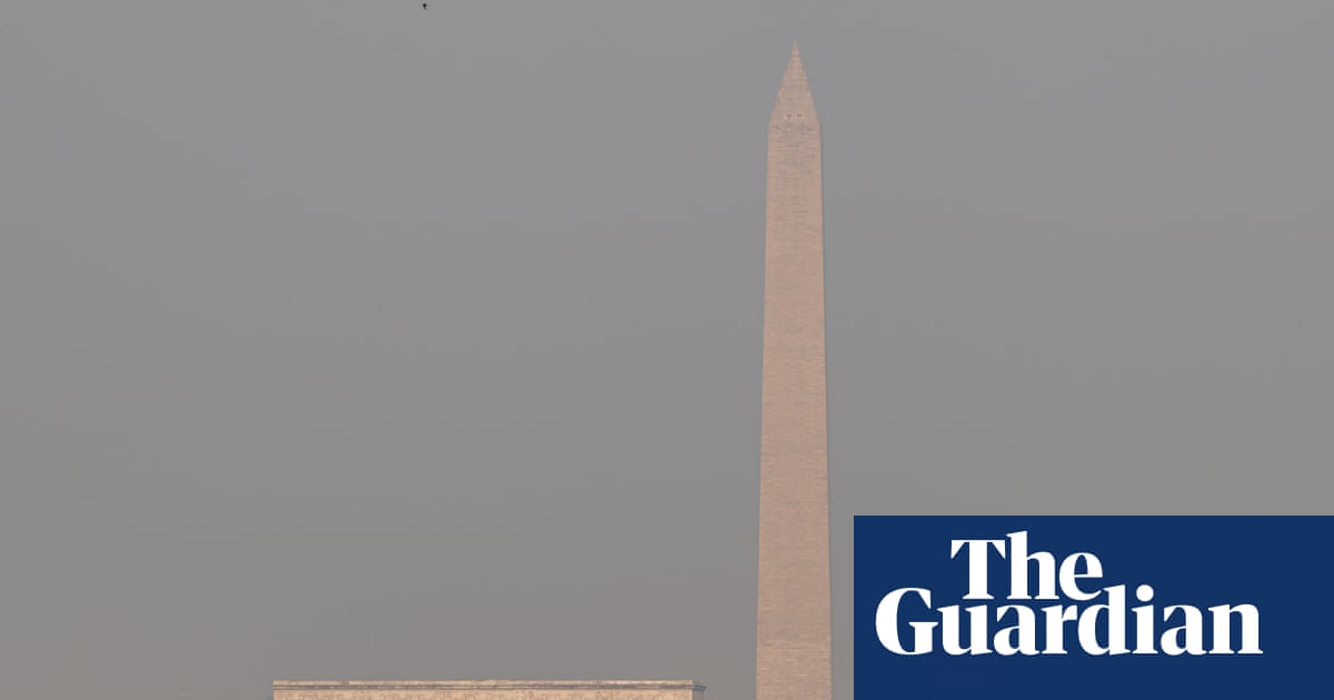 Air quality warnings remain in place across US as wildfire smoke continues to swathe country | Wildfires