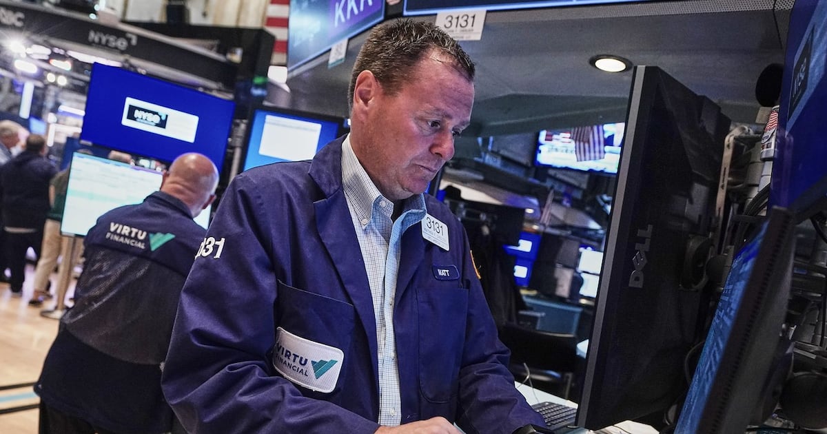 U.S. stocks rise after data shows slowing inflation, even as IBM plunges - CTV News