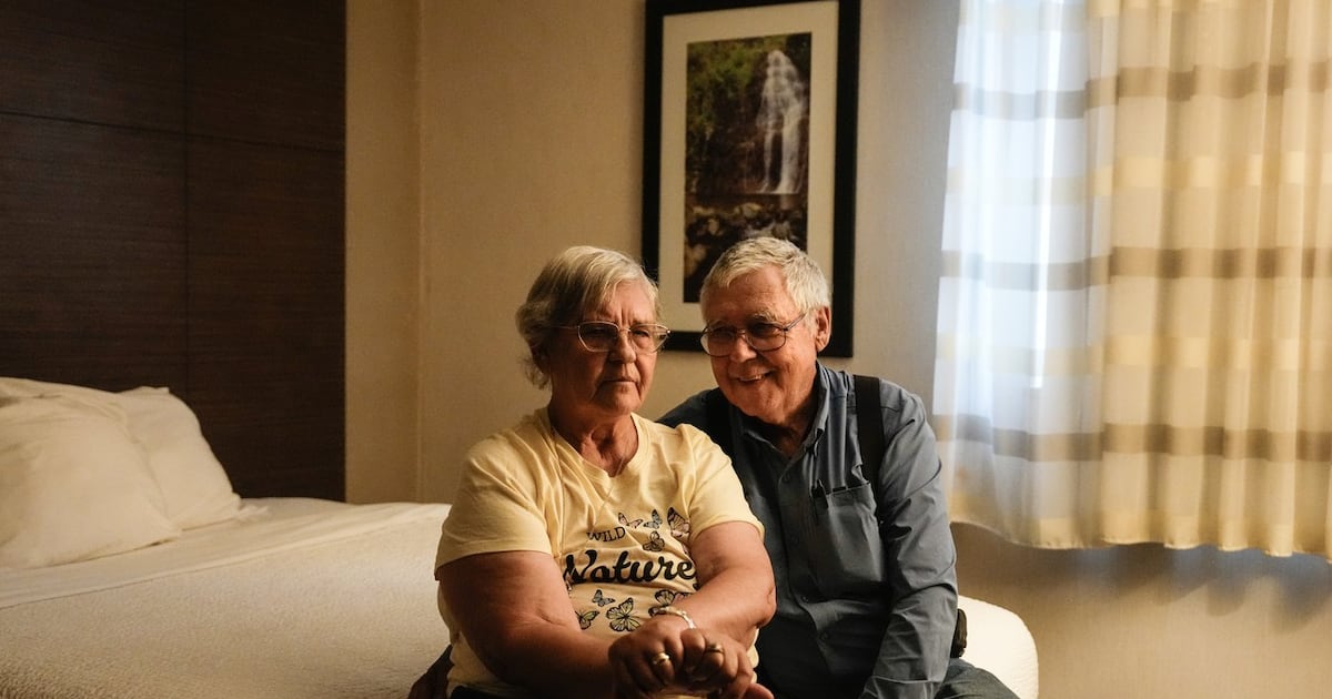Ontario wildfire: Evacuee recalls ashes in harrowing escape