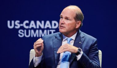 OMERS streamlines leadership structure after investment chief departs