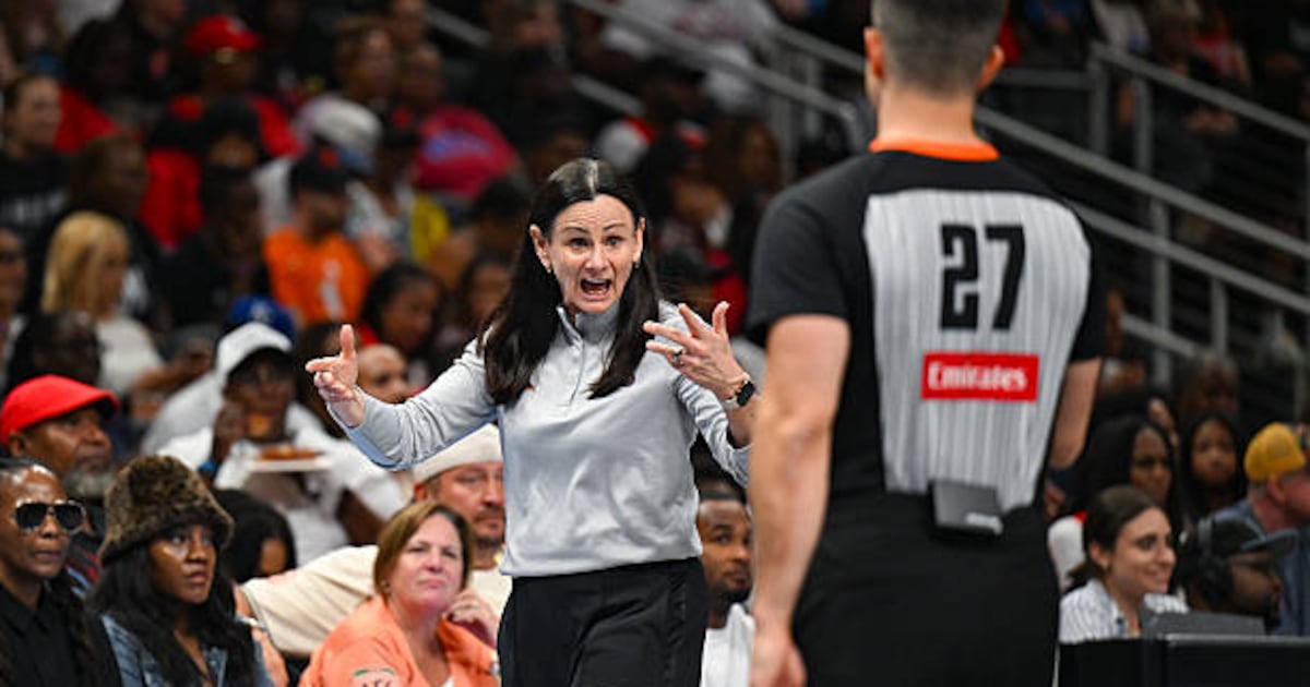 Toronto Tempo coach Sandy Brondello suspended one game for ‘inappropriate comment’ during game