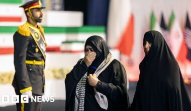 Large crowds gather in Tehran for Ayatollah Khamenei's funeral - BBC