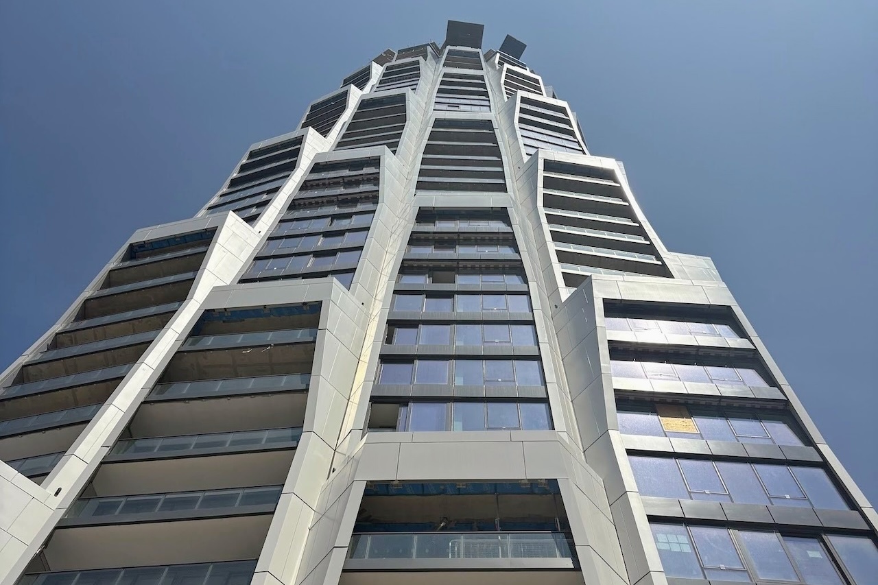 UrbanToronto Tours Topped-Off One Delisle from Podium to Crown