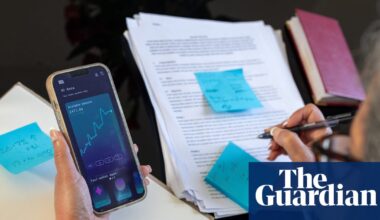 ‘I don’t think I’ll ever retire’: the workers struggling to save for old age | Pensions