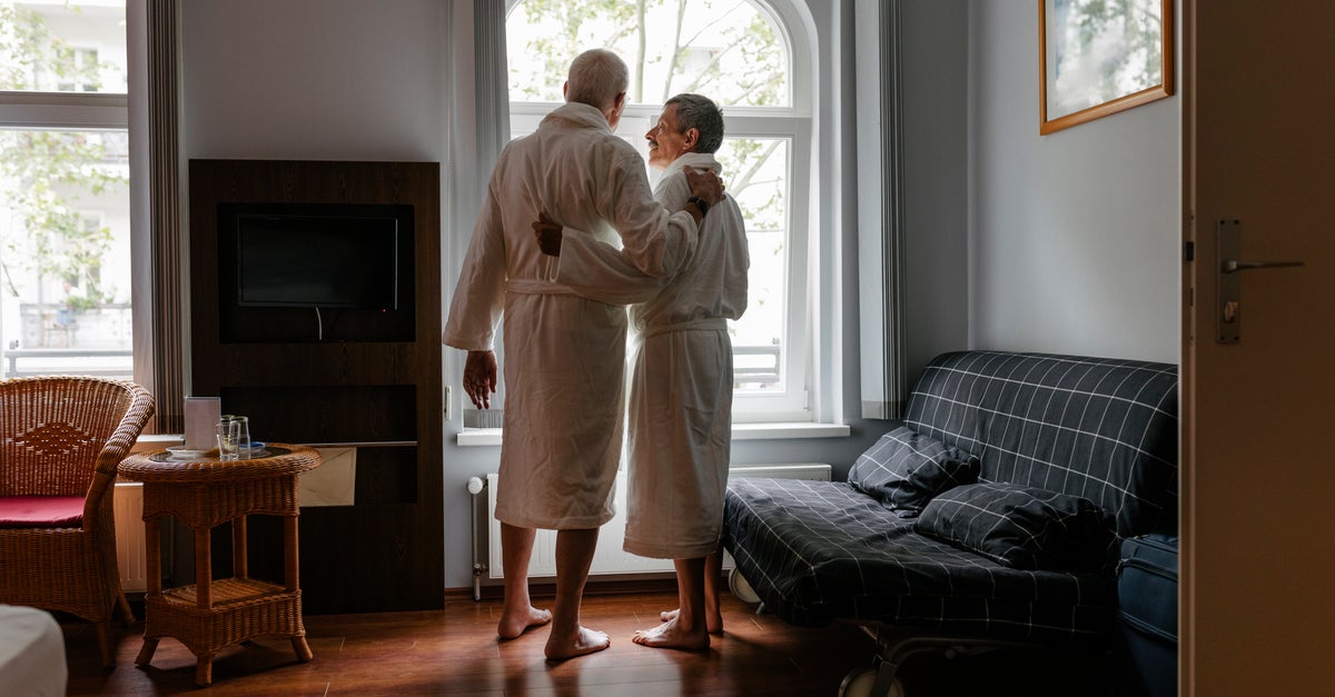 Why Older People Wake Up So Early