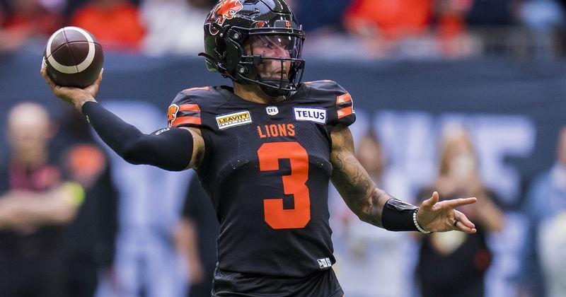 Vernon Adams Jr. has record-breaking performance in CFL | Oregon Ducks