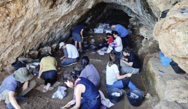 Study suggests humans and Neanderthals coexisted in same caves | Features