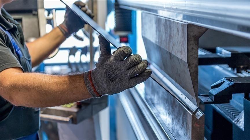 Türkiye’s industrial output unchanged annually in May
