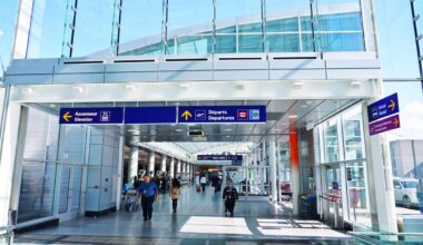 U.S.-bound flights cancelled after odour detected at Montreal airport