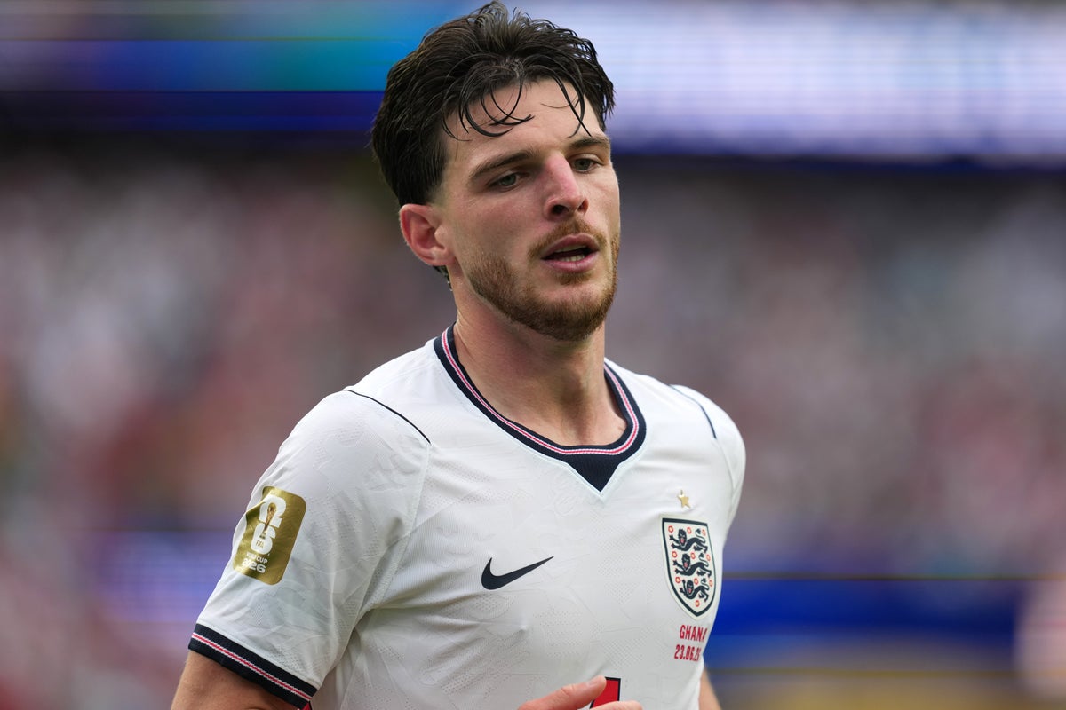 Mexico v England LIVE: Rice injury boost as Three Lions hope to avoid Mexico City disruption for World Cup clash