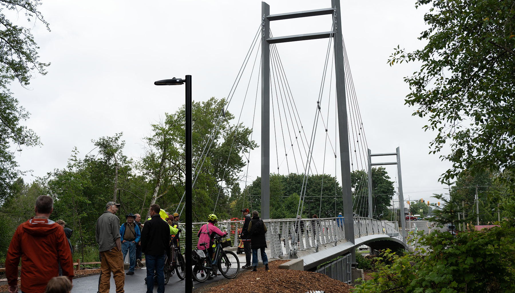 New bridge improves safety, linking west and east Courtenay for cyclists and pedestrians — CHLY 101.7FM: Listener Supported in Nanaimo BC.