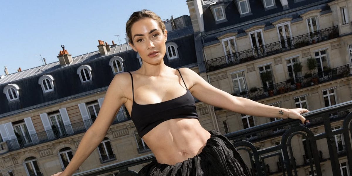 Frankie Bridge shares the 6 light-weight exercises helping her build strong arms and shoulders