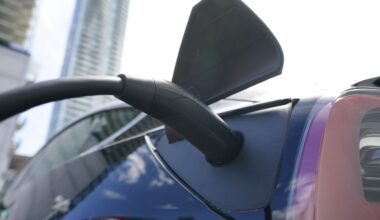 Ottawa paid out $190M in federal EV subsidies this year as sales slowed