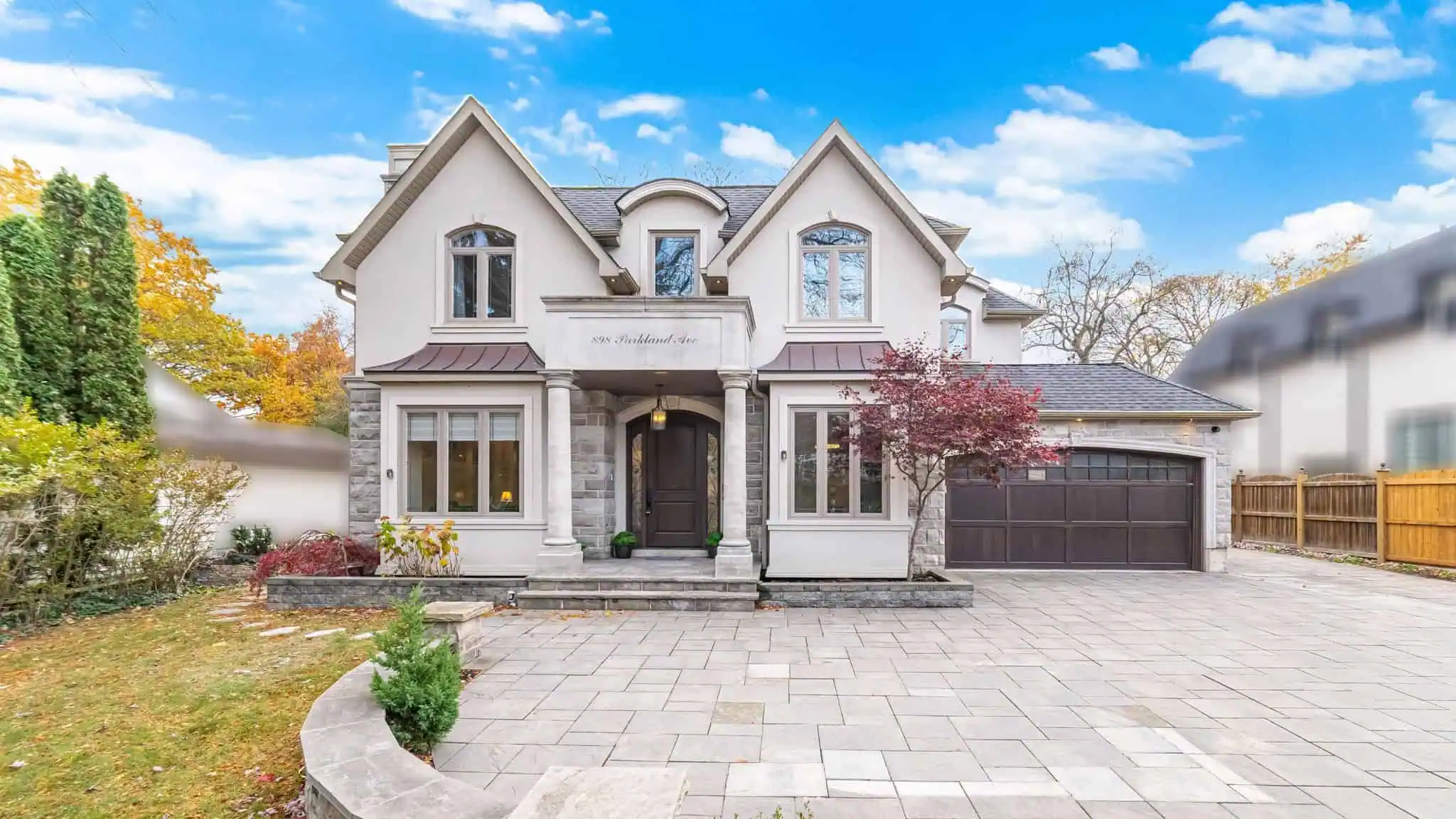 898 parkland avenue mississauga