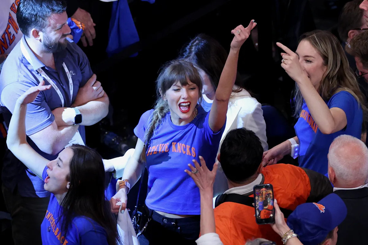 Taylor Swift plans wedding performance for NFL star Travis Kelce
