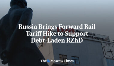 Russia Brings Forward Rail Tariff Hike to Support Debt-Laden RZhD