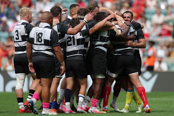 The Barbarians celebrate the final match for George North and Andrew Kellaway.