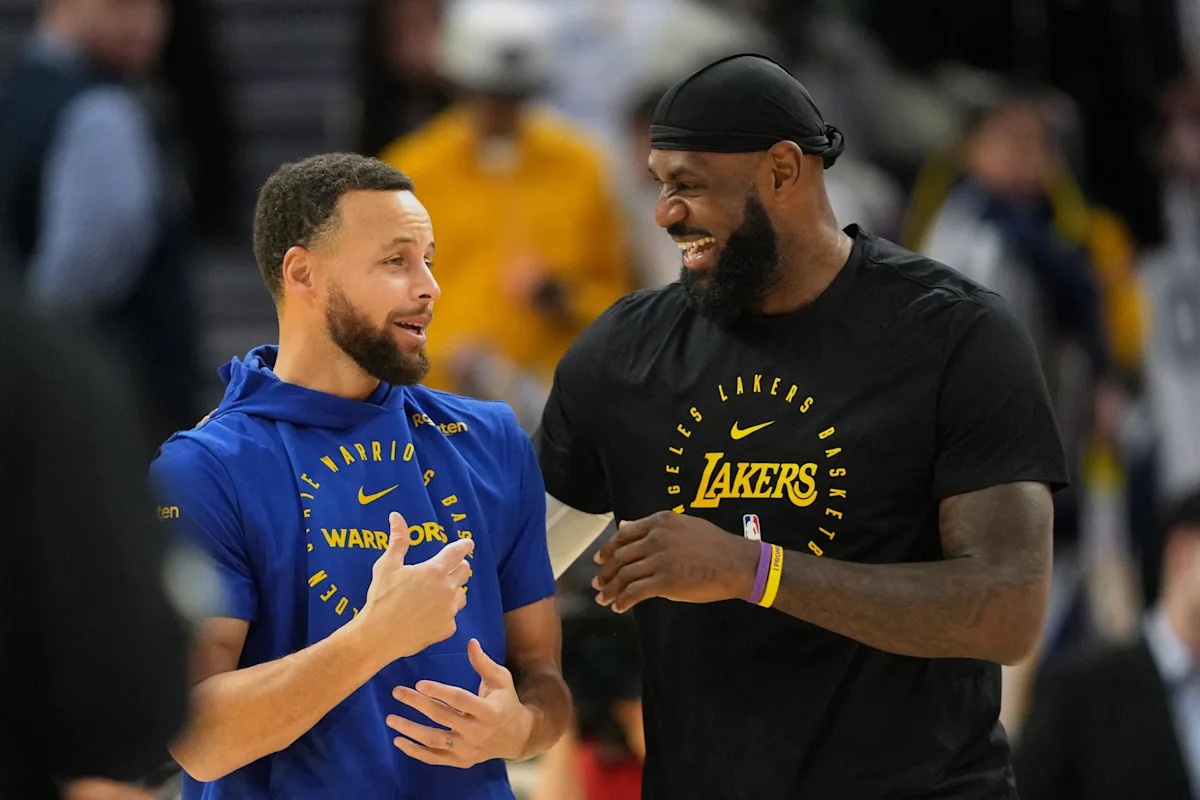 Steph Curry's reaction to LeBron James snubbing Warriors for 76ers caught on video