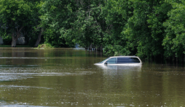 Western Manitoba communities continue fighting floods after heavy rainfall