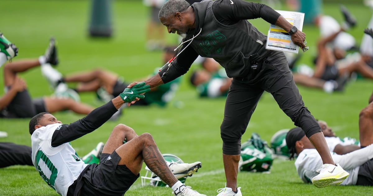 No slogans or hype speeches as Aaron Glenn's New York Jets open camp and chase improvement