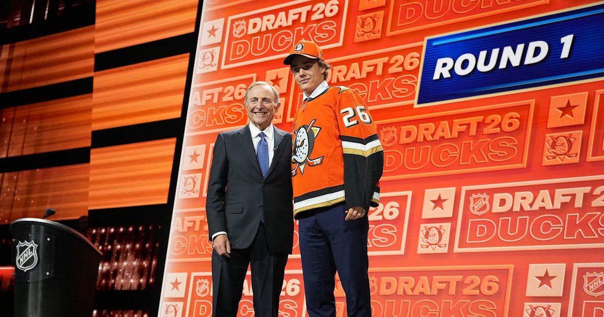 Ducks Pull Surprise Move, Sign 1st-Rounder, OHL Scoring Leader, to NHL Contract