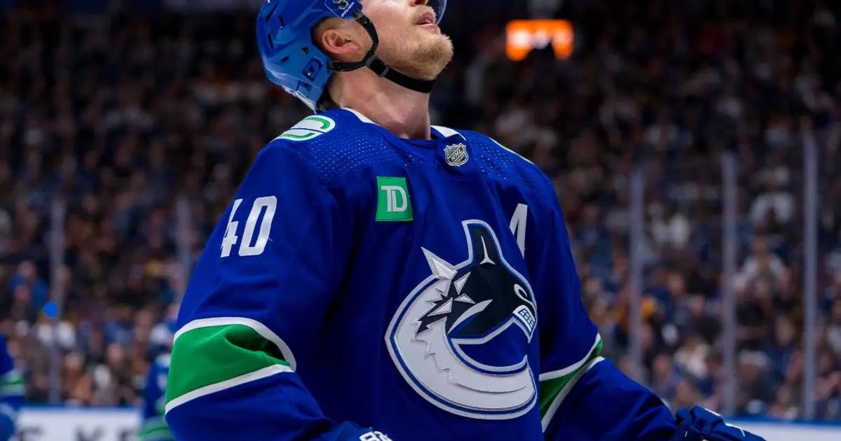 Canucks Insider Reveals 'Most Likely Scenario' For Elias Pettersson on Trade Market