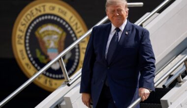 Politics Insider: Trump threatens new tariffs on Canada over wildfire smoke