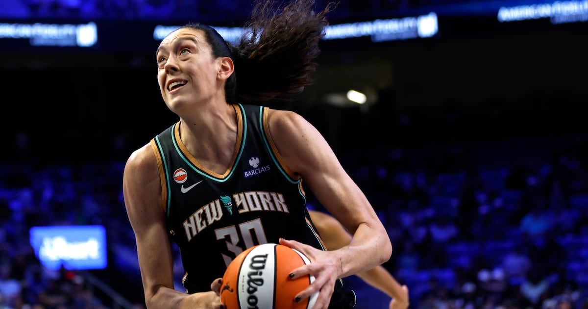 Breanna Stewart, Sabrina Ionescu lead Liberty to OT win over short-handed Wings