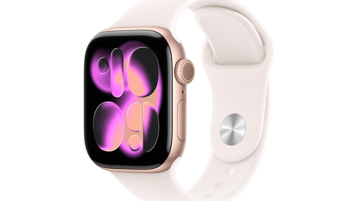 Why Buy Off-Brand Smartwatches When Apple Watch Series 11 Hits at a Near-Record Low Again?