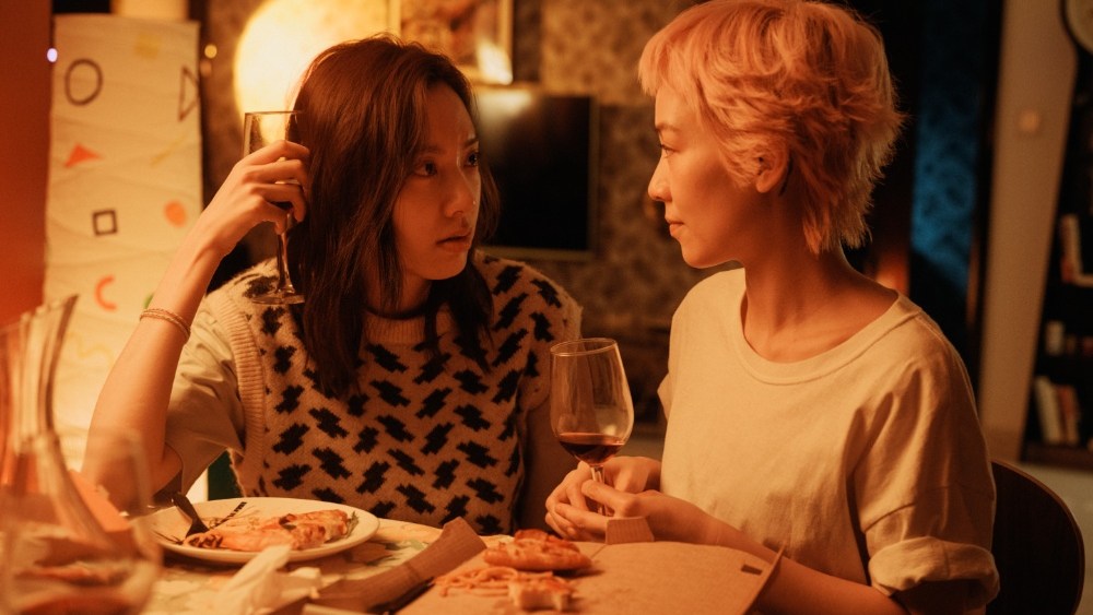 Venice Lesbian Drama 'Big Little Things' Boards Moebius for Sales