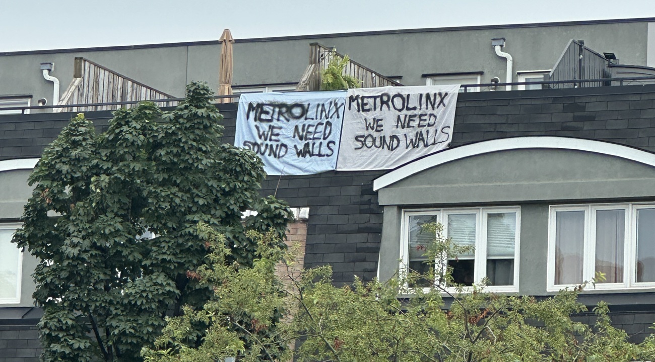 West-end Toronto residents frustrated with Metrolinx