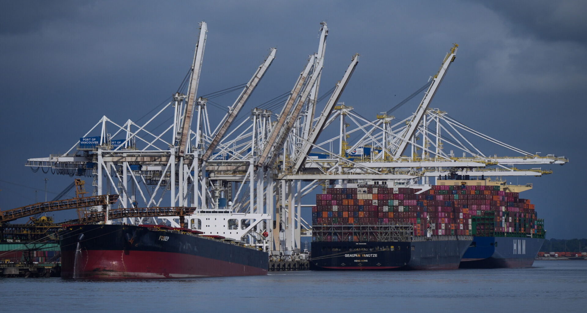 Can the Port of Vancouver handle supertankers? A closer look at the other megaproject inside Alberta’s pipeline proposal