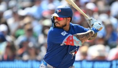 Blue Jays recall Pinango, Van Eyk, place Clase on injured list