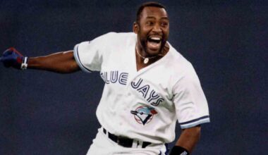 How close was Joe Carter to signing with Royals after Blue Jays' 1992 title?