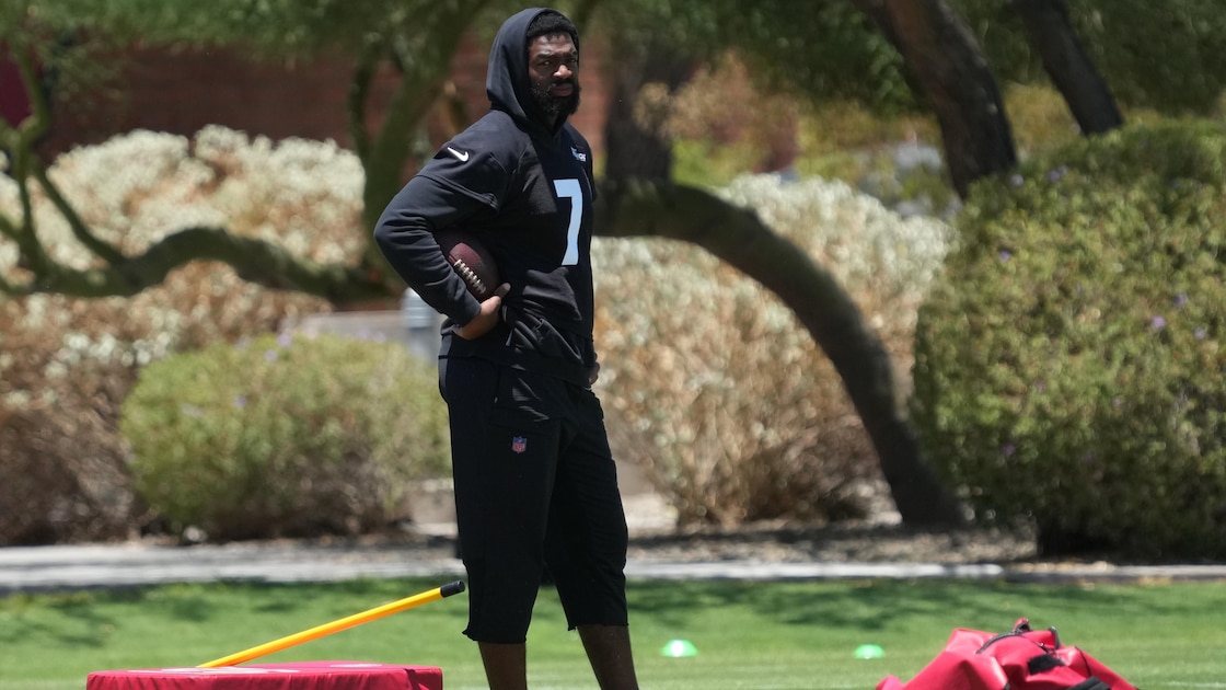 New NFL Rumors Reveal Jacoby Brissett's Status for Cardinals Training Camp Amid Contract Buzz