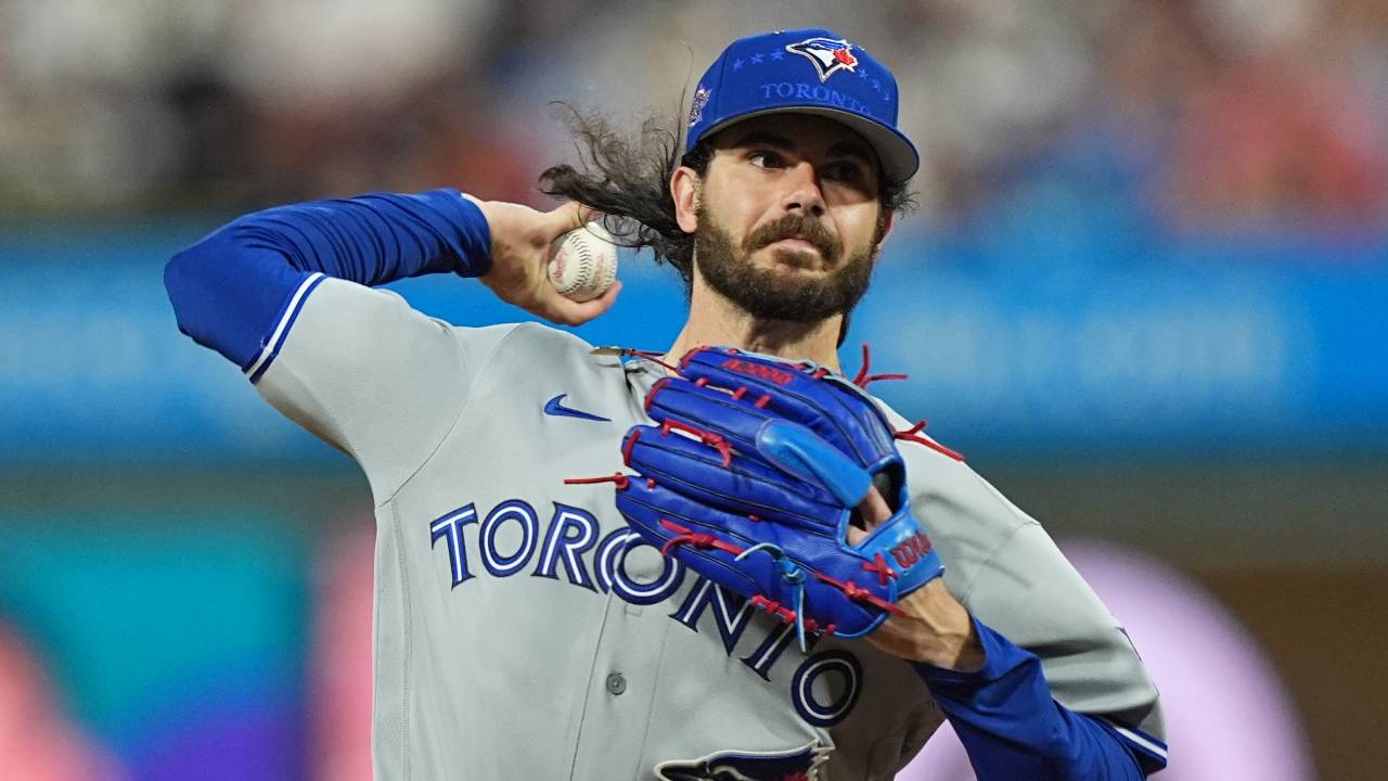 Blue Jays' Dylan Cease strikes out side in All-Star Game start