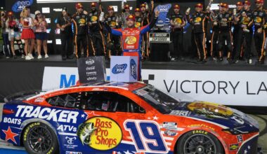 Briscoe holds off Bell in NASCAR’s return to Chicagoland Speedway