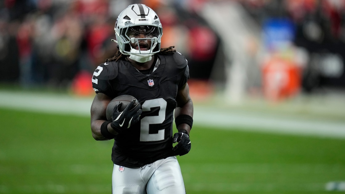 5 NFL RBs in Best Position for Breakout Season in 2026