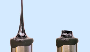 We Know Simple Fluids Can Flow. Turns Out, Some Can Fracture.