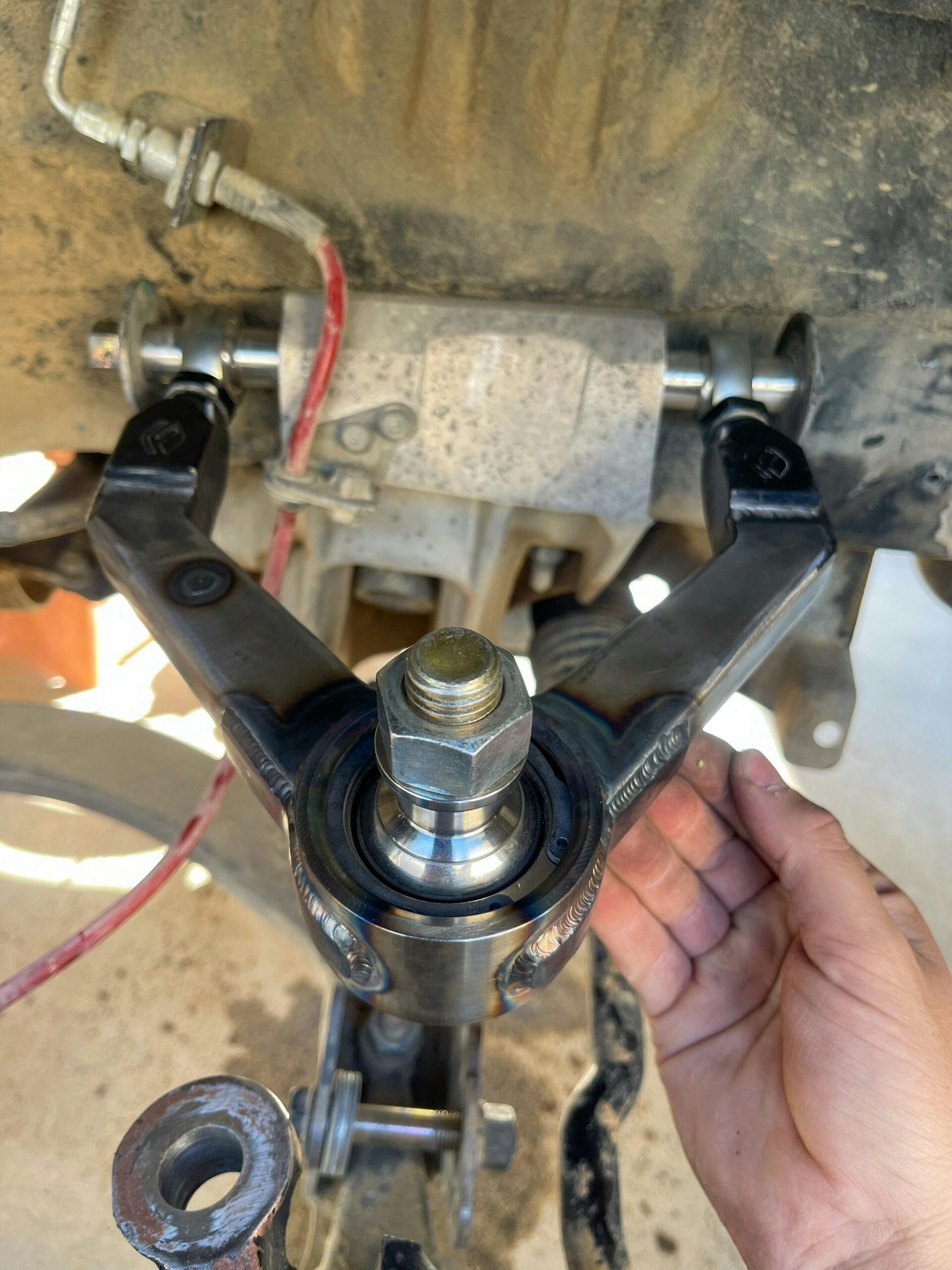 Lexus SC400 off-road rally car prep arm