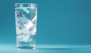 Drinking Water With Meals May Make You Eat More, Not Less