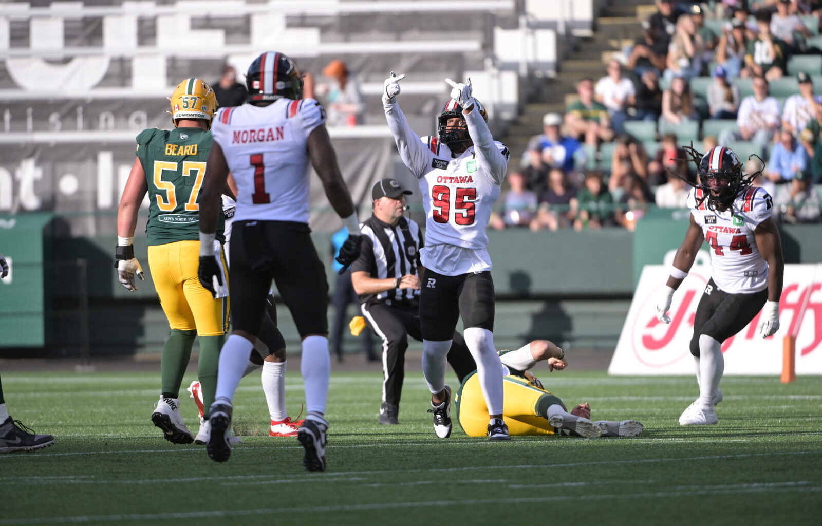Double bird, double fine: Redblacks' Habakkuk Baldonado disciplined for obscene gesture, headbutt against Elks